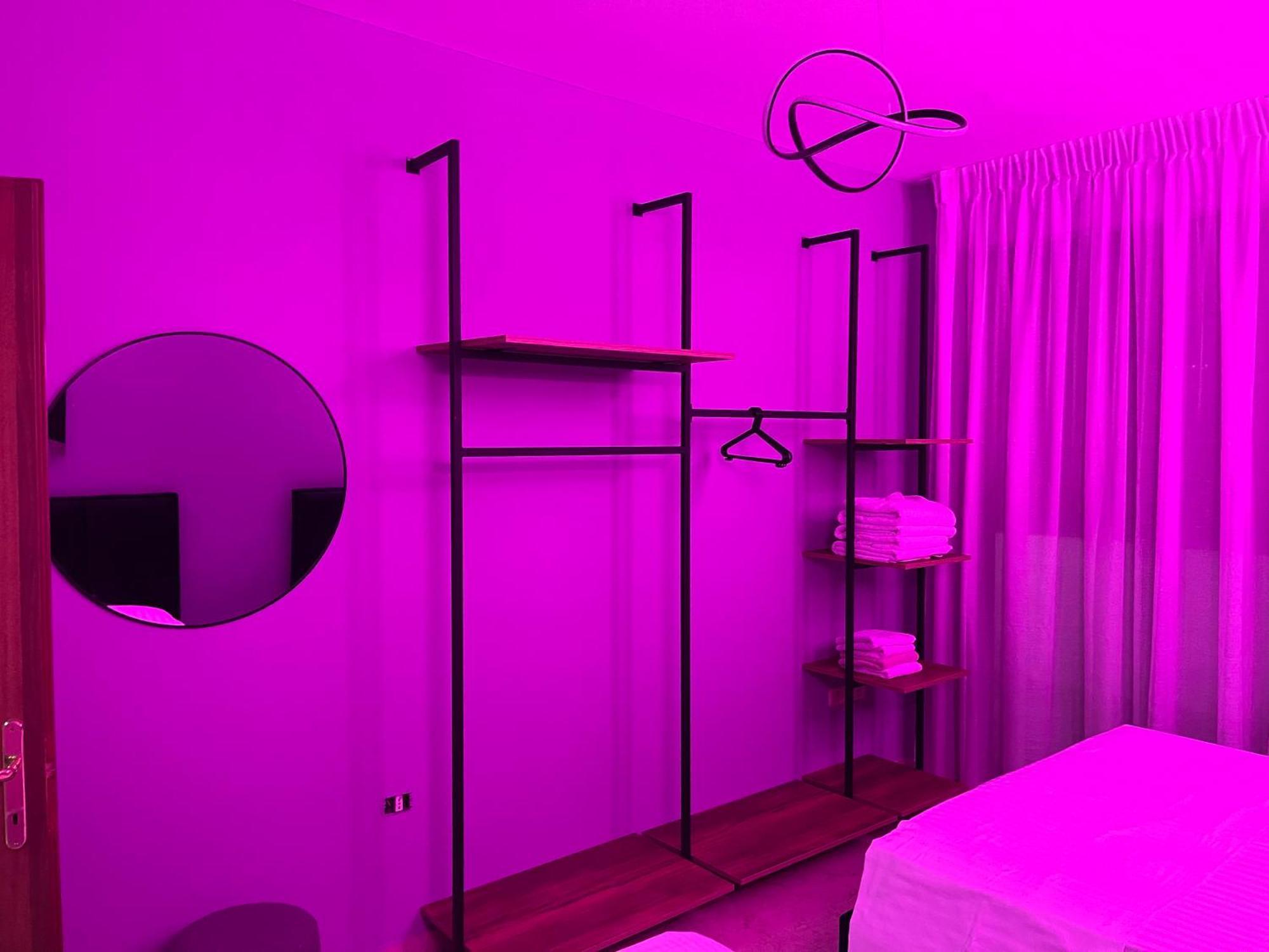 Super House 2 Blloku - 3 Rooms 티라나 외부 사진