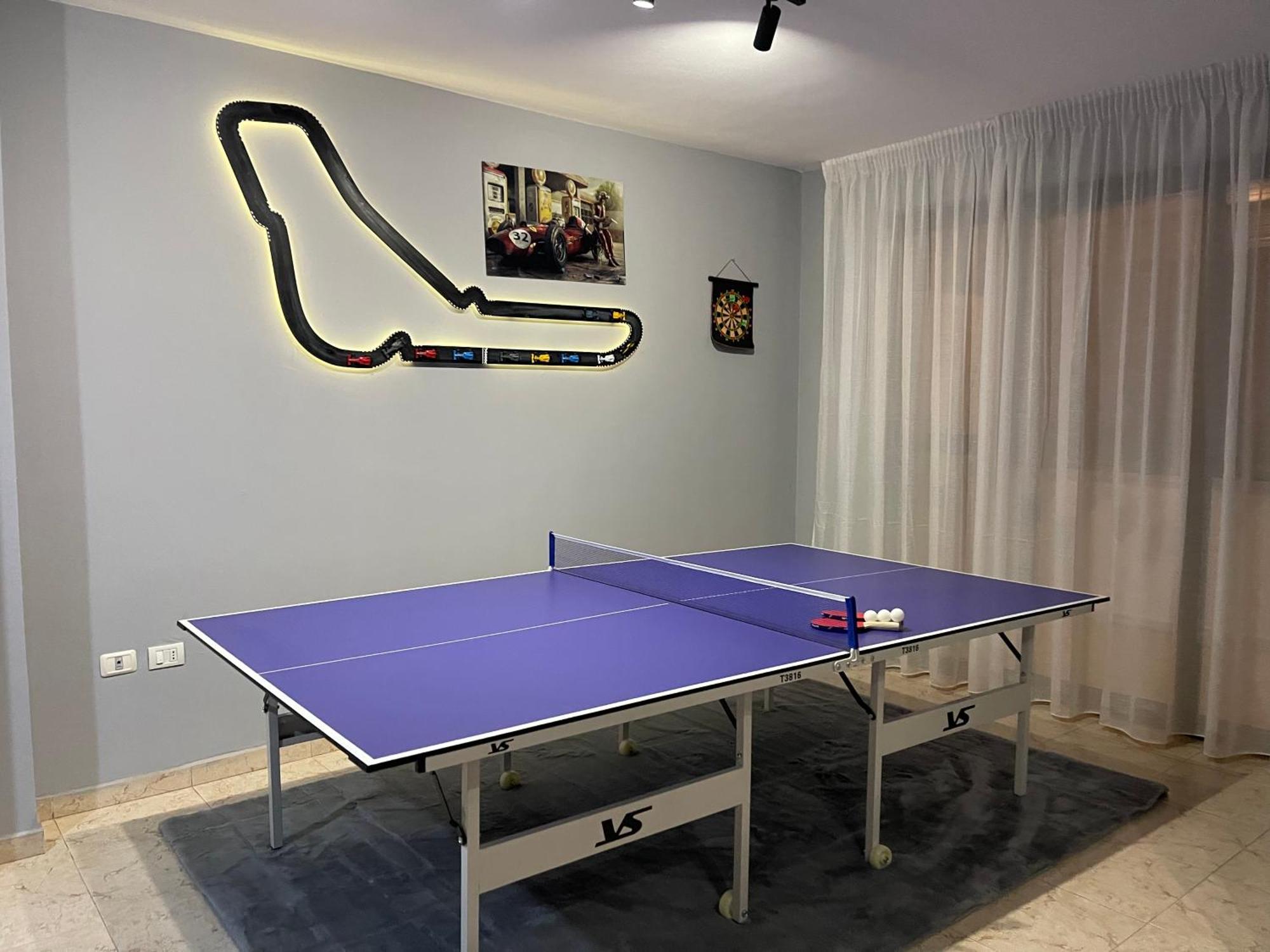 Super House 2 Blloku - 3 Rooms 티라나 외부 사진